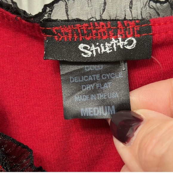 Switchblade Stiletto Red & Black Lace Bodycon Maxi Dress - Picture 5 of 12